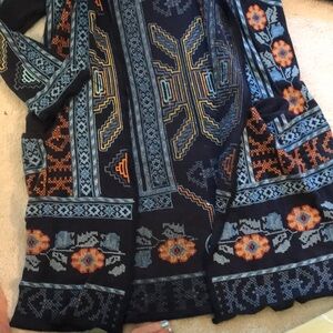 Beautiful like new navy duster